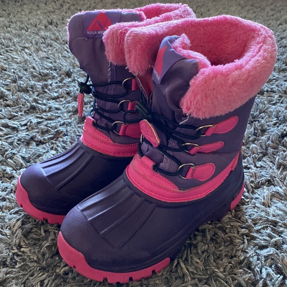 Girls Snow Boots - Picture 2 of 3